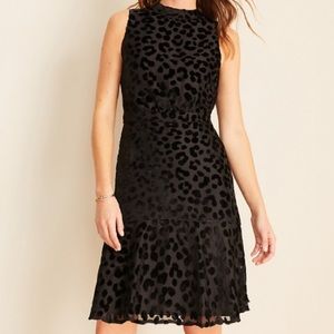 NWT Petite Cheetah Velvet Mock Neck Sheath Dress